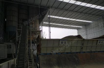 重庆潼南区出售18年90搅拌站,山东山建仿仕高玛主机带3个100吨水泥