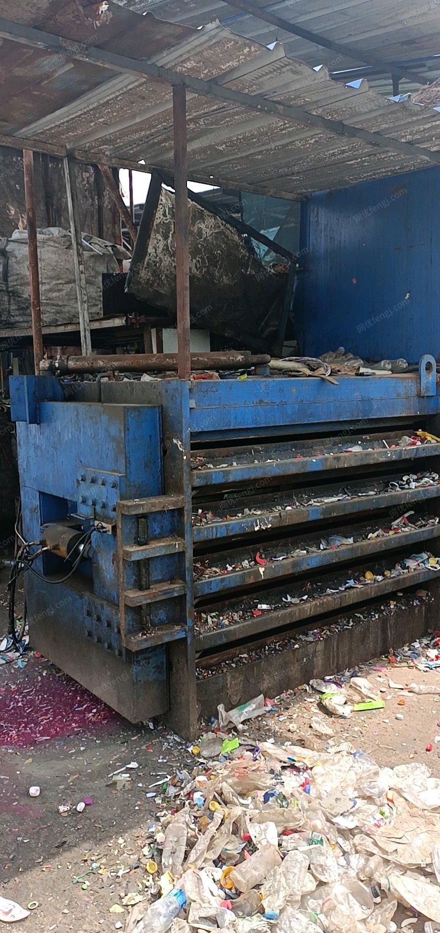 江苏南京因拆迁,在位出售19年125卧式打包机