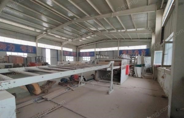 新疆和田转让闲置原装木塑板整套生产设备八九成新