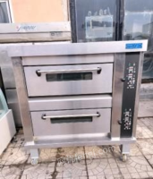 黑龙江大庆出售烘培设备，电烤箱二层4盘。