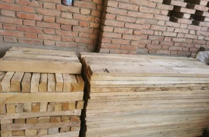 陕西西安大木架拆出来的大方木和板材出售