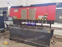 Sell two sets of XD-6020. XD-3512 Yida CNC bending machines