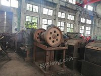 萍乡工厂出售一批矿山设备，破碎机，电机，等报废物资　