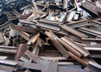 大量回收废铁 报纸 塑料 铝合金 不锈钢等