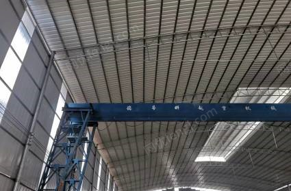 广西桂林九成新5吨龙门吊出售，长19.5米，没怎么用过