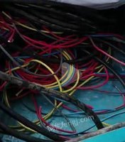 大量回收废旧电线电缆 纯铝丝 钢丝铝绞线
