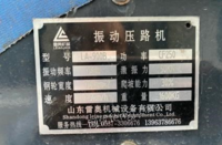 湖北荆州因项目施工结束，低价转让振动压路机