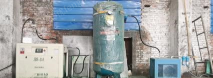 河北邯郸因本人转行，急出售螺杆空压机 压力罐 干燥机 一套
