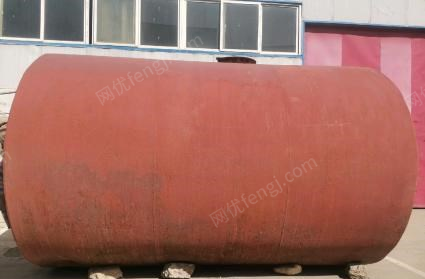 山西大同储水罐出售,长4.6米，直径3米 