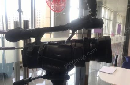 新疆昌吉闲置摄像机便宜出售,买回来几乎没有
