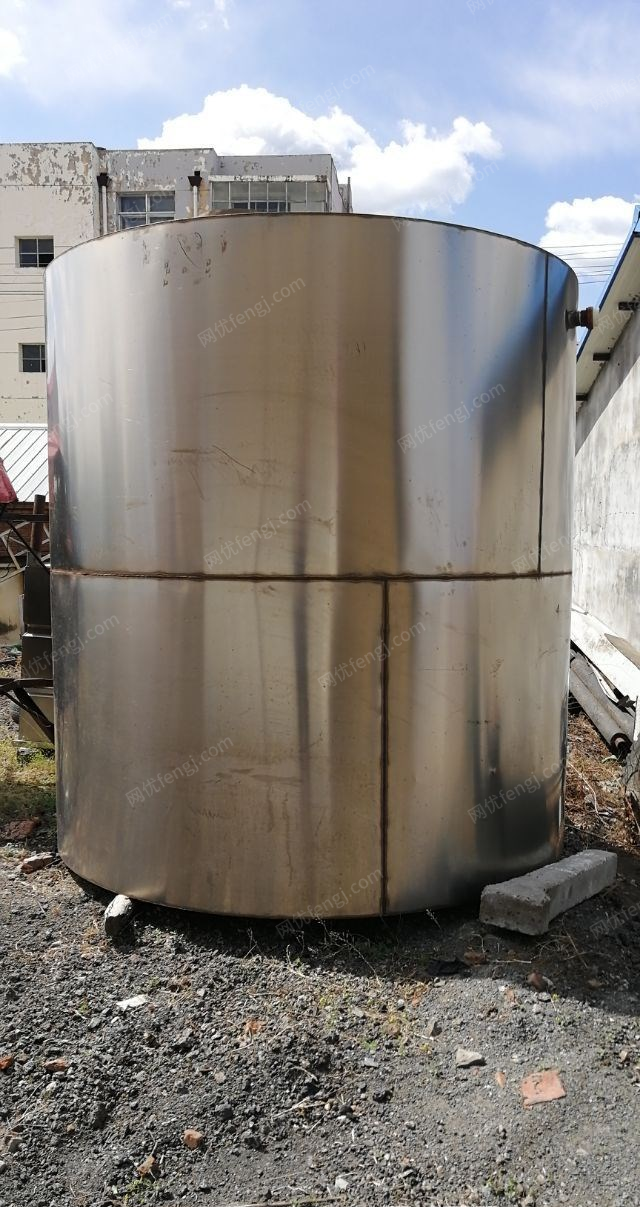 黑龙江双鸭山白钢水槽2.2*1.2*1.5，白钢水罐出售