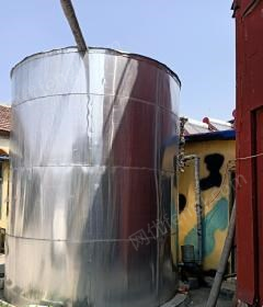 山东济宁低价出售大水桶储水罐保温型9成新