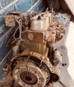 各种汽车配件出售