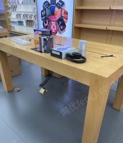 湖北鄂州9成新电脑，手机及平板展台出售