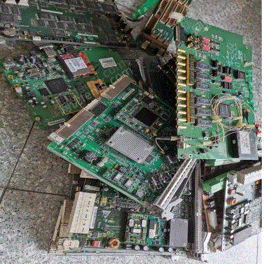 Guangdong recycles a large number of waste circuit boards