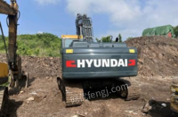 重庆綦江区21年6月现代225挖机出售，工作了1500小时