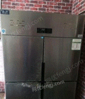 江西南昌出售九成新冰柜空调三台,（1.2m冰箱，1.6m冰柜，1.8m冰柜，空调一台 