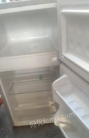 河北廊坊全新的冰箱出售，用不到一年