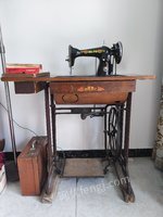 出售缝纫机老物件，可使用，可收藏