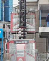 湖北武汉出售江汉19年施工电梯两台