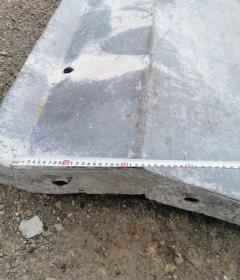 西藏拉萨公路防撞护栏钢模20吨出售