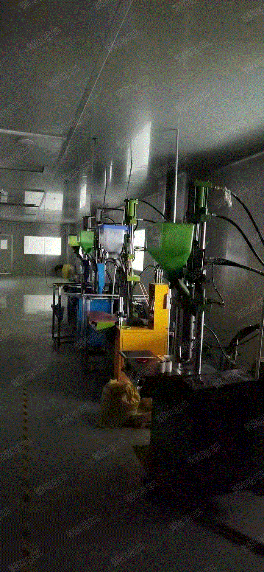 二手立式注塑机出售