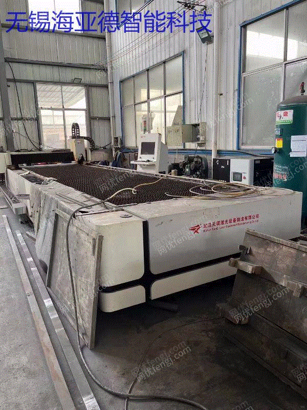 Transfer the second-hand 22-year-old Tianqi 1500-watt 6015 laser cutting machine