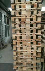 北京大兴区低价出售九成新二手木托盘