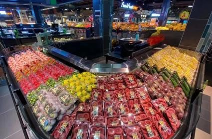 广东潮州闲置生鲜超市设备一批低价出售，用了2年