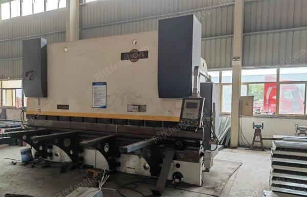 转让二手2017年上海UAM-400瑞铁数控折弯机,青岛铣刨床,3000W激光切割各1台