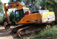 湖南常德2014年23吨挖掘机出售