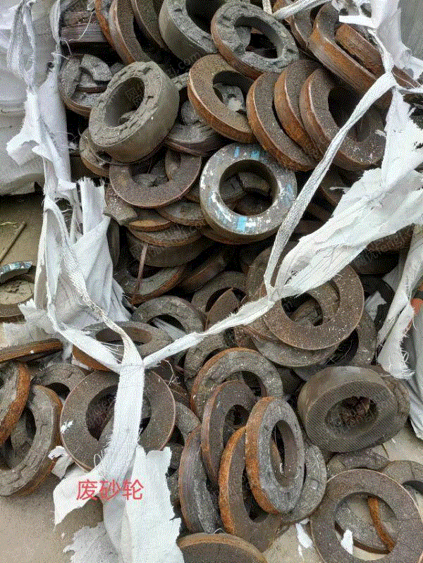 40トンの廃砥石を購入湖南省