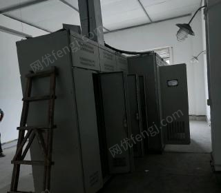 上海松江区打包出售营业中高压室电器，低压电控柜还有变压器，共六个柜