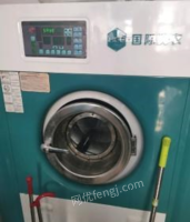 天津津南区营业中9成新UCC全套洗衣设备转让