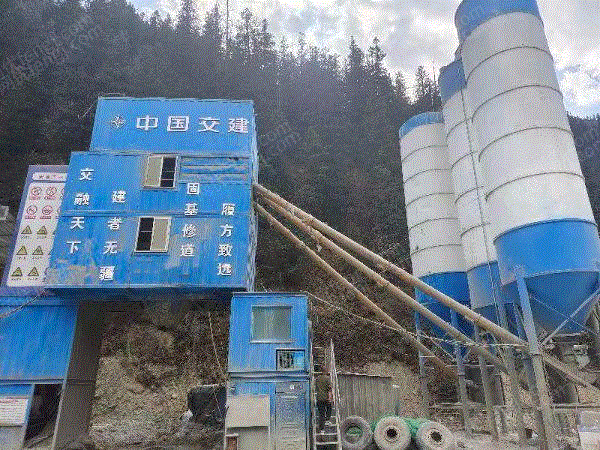 Recovery of factory and mine materials at high price for a long time