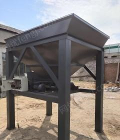 广西梧州出售全新沙土装袋机,有机肥装袋机 煤炭装袋机 包装机设备