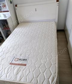 青海西宁个人用1.2米*2米单人床出售