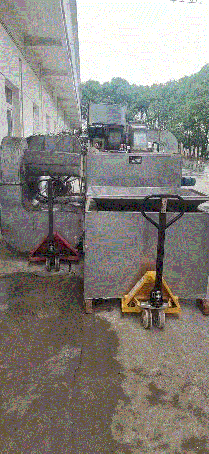 Stainless steel equipment, all 304 scrap price, all machines sold in a rush, net weight, 2 tons
