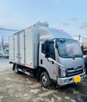 黑龙江牡丹江出售4.2箱货带尾板空车配货