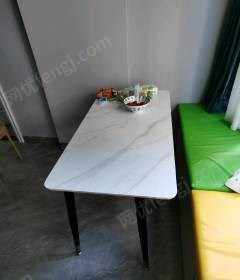 海南三亚现代简约岩板餐桌出售