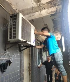 重庆巴南区急售八成新自用格力空调