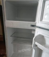 浙江宁波洗衣机，冰箱二个打包出售,自提