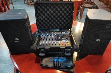 新疆乌鲁木齐出售yamaha pps800mic 功放调音无线麦克风，配两个音响