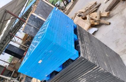 河北石家庄出售木托盘，木柞板，塑料托盘 尺寸1.1*1.1米/1.2*1米
