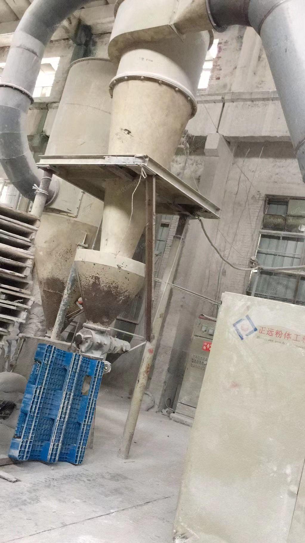 矿粉厂急处理桂林3R雷蒙磨2台带45KW电机，37KW风机，分析机，料仓，布袋除尘器，上海正冶环辊磨各1台，还在生产，看货议价，有图