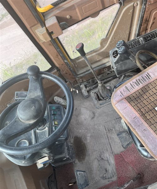 四川泸州出售铲车,还在用到的
