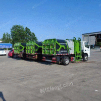 Newly arrived at 6 blue cards, which were put on the card in September 20, and Dongfeng Furuika hung a bucket garbage truck