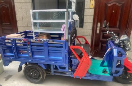 西藏拉萨出售九五成新电动车带烧烤设备齐全，骑了半个月