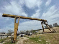出售＿武汉10吨龙门吊跨度19米，外延各5米