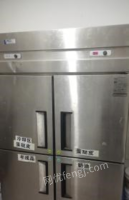 西藏拉萨因门面不做了，低价出售9成新冰箱，冷藏，冷冻，卧式，四开门，烘焙设备 